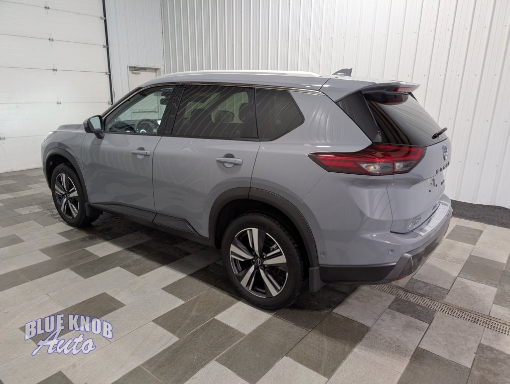 Used 2025 Nissan Rogue SL SUV