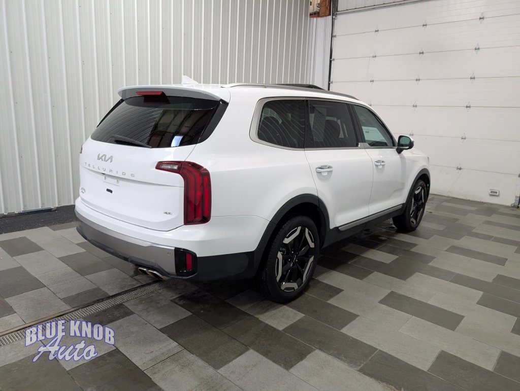 Used 2025 Kia Telluride S SUV