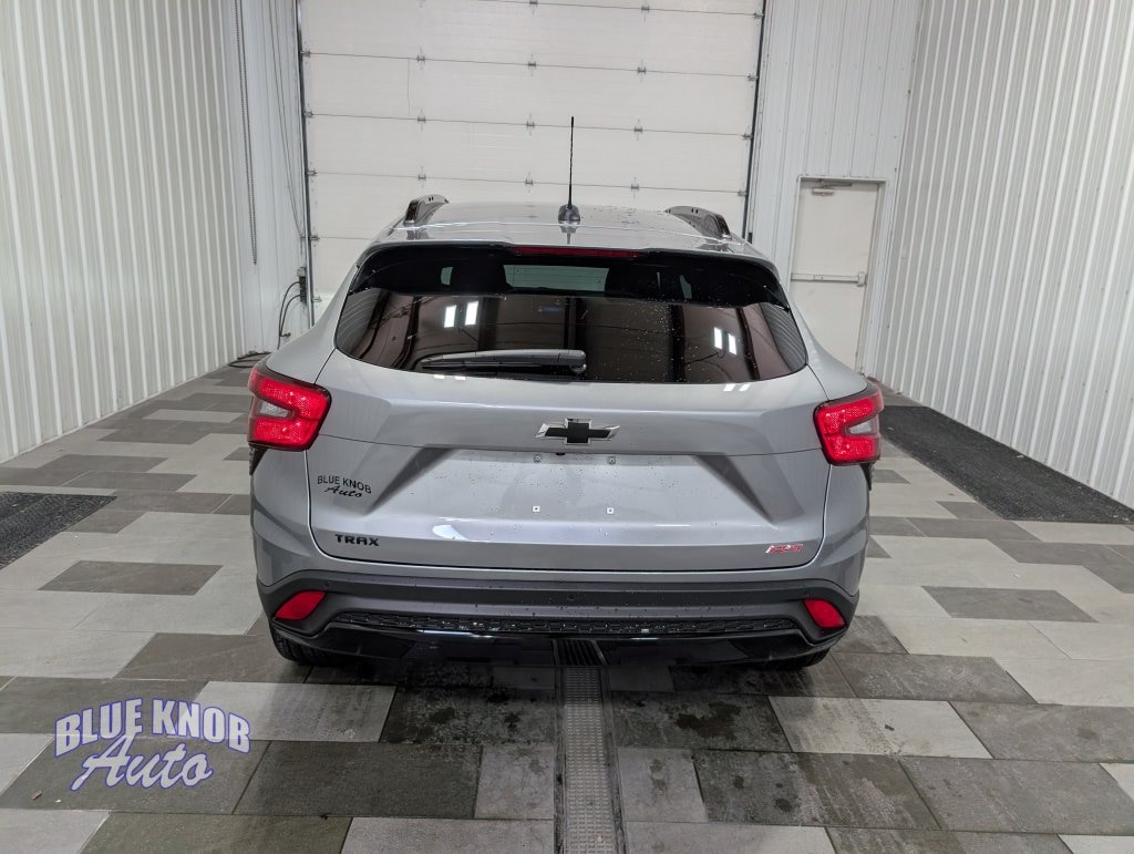 Used 2026 Chevrolet Trax 2RS SUV