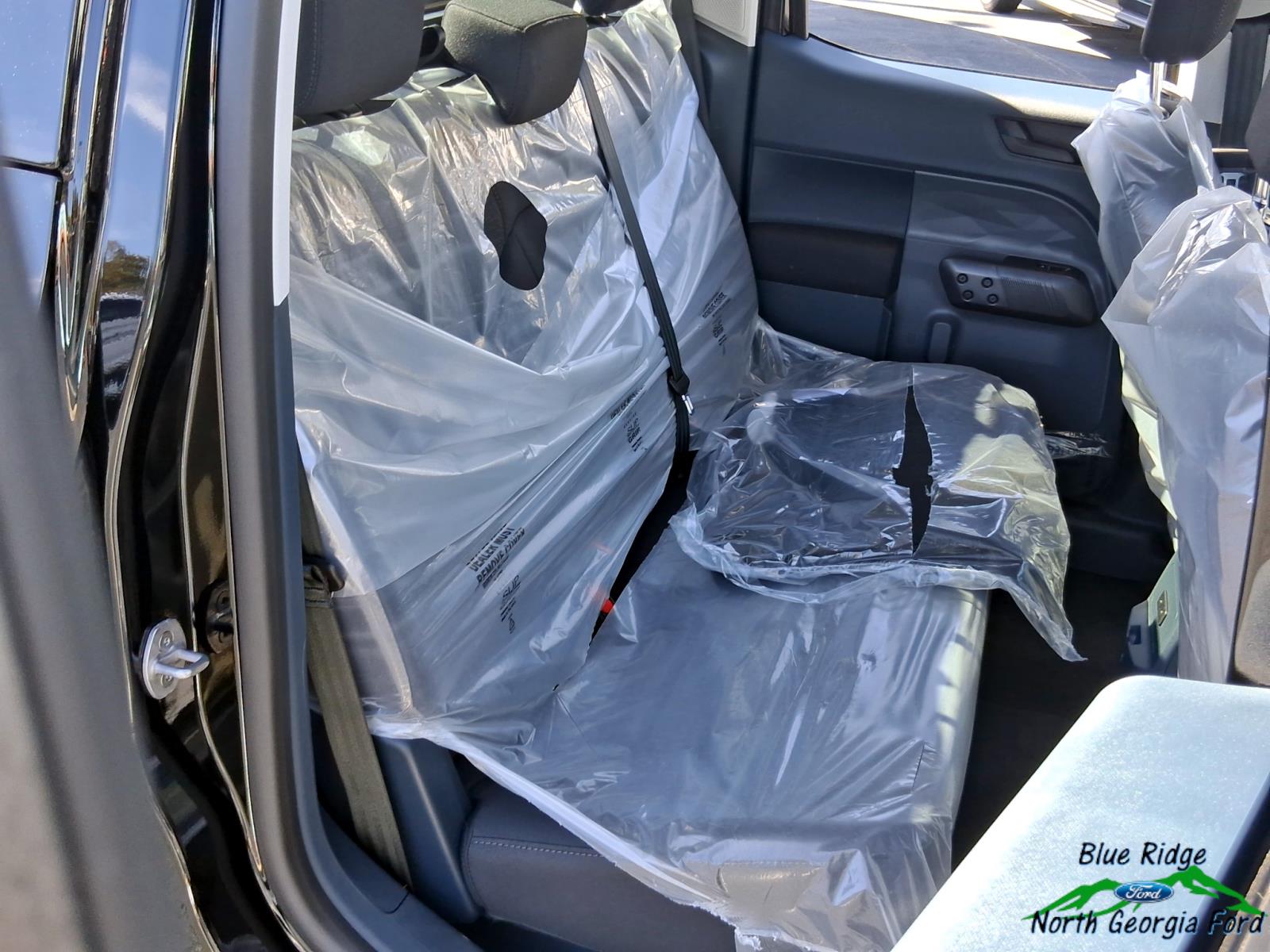 2025 Ford Maverick XL - Photo 13