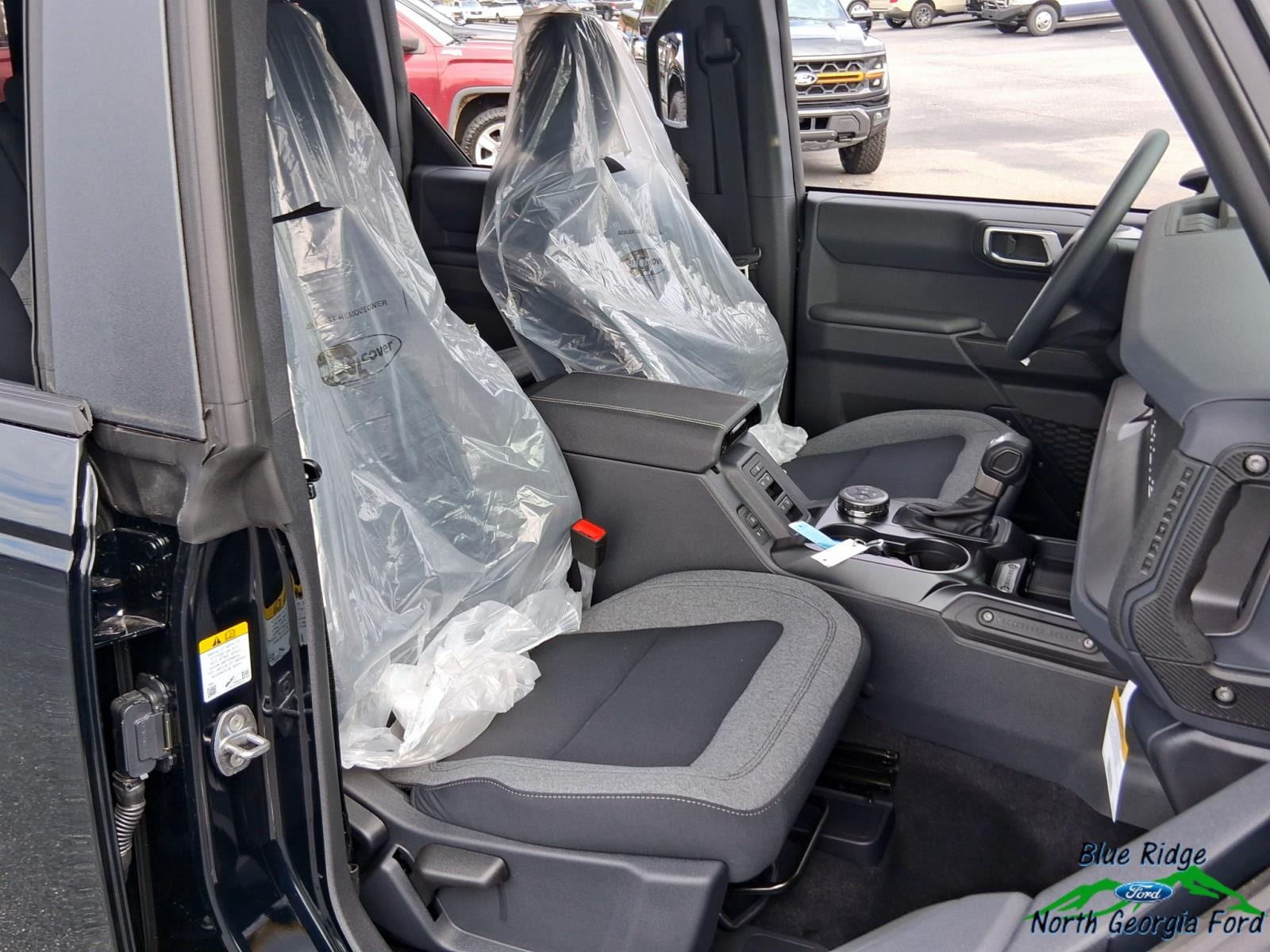 2025 Ford Bronco 4-Door Base - Photo 12