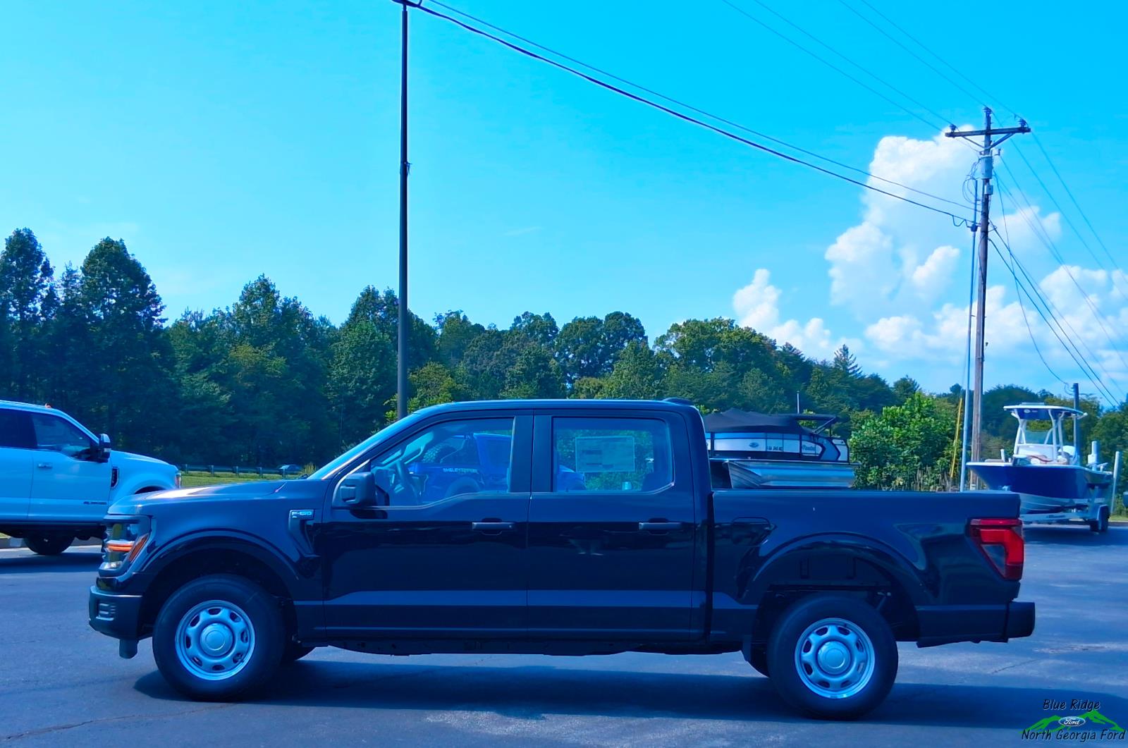 New 2026 Ford F-150 XL 2WD SuperCrew 5.5 Box SXT w 5.0L V8 TRUCK