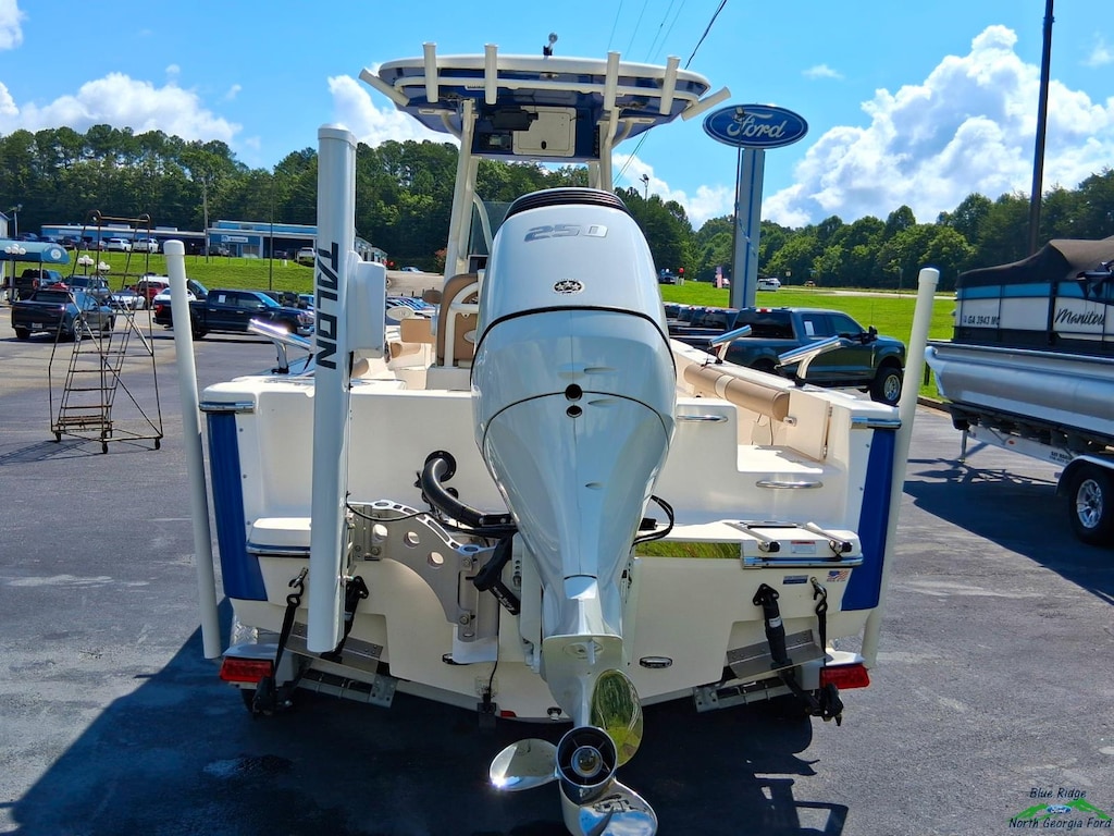 Used 2022 Sea Born LX24 LX24LE Boat