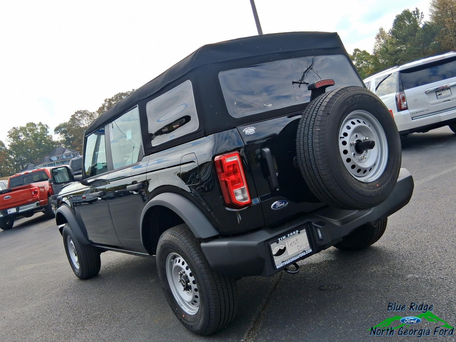 2025 Ford Bronco 4-Door Base - Photo 25