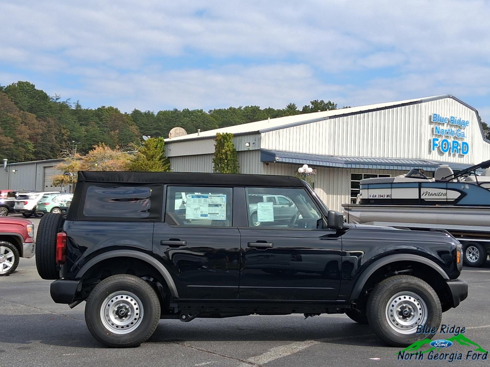 2025 Ford Bronco 4-Door Base - Photo 6