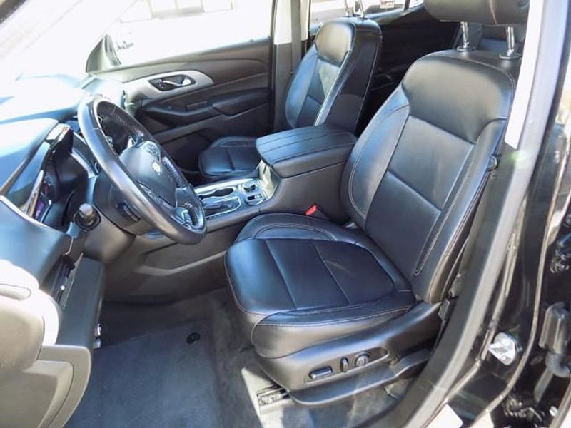 2021 Chevrolet Traverse 3LT - Photo 11