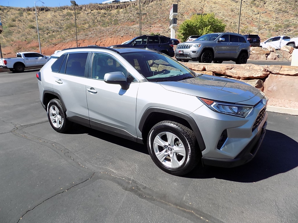 Used 2019 Toyota RAV4 XLE Wagon