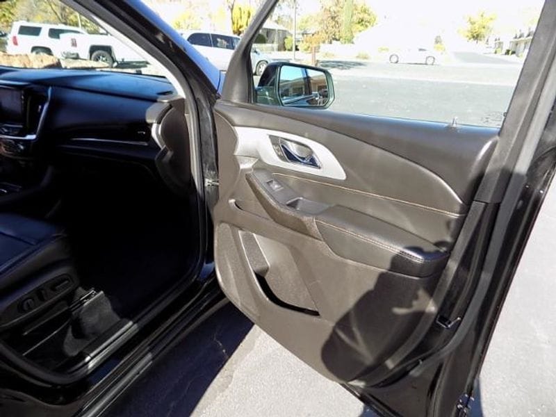 2021 Chevrolet Traverse 3LT - Photo 19