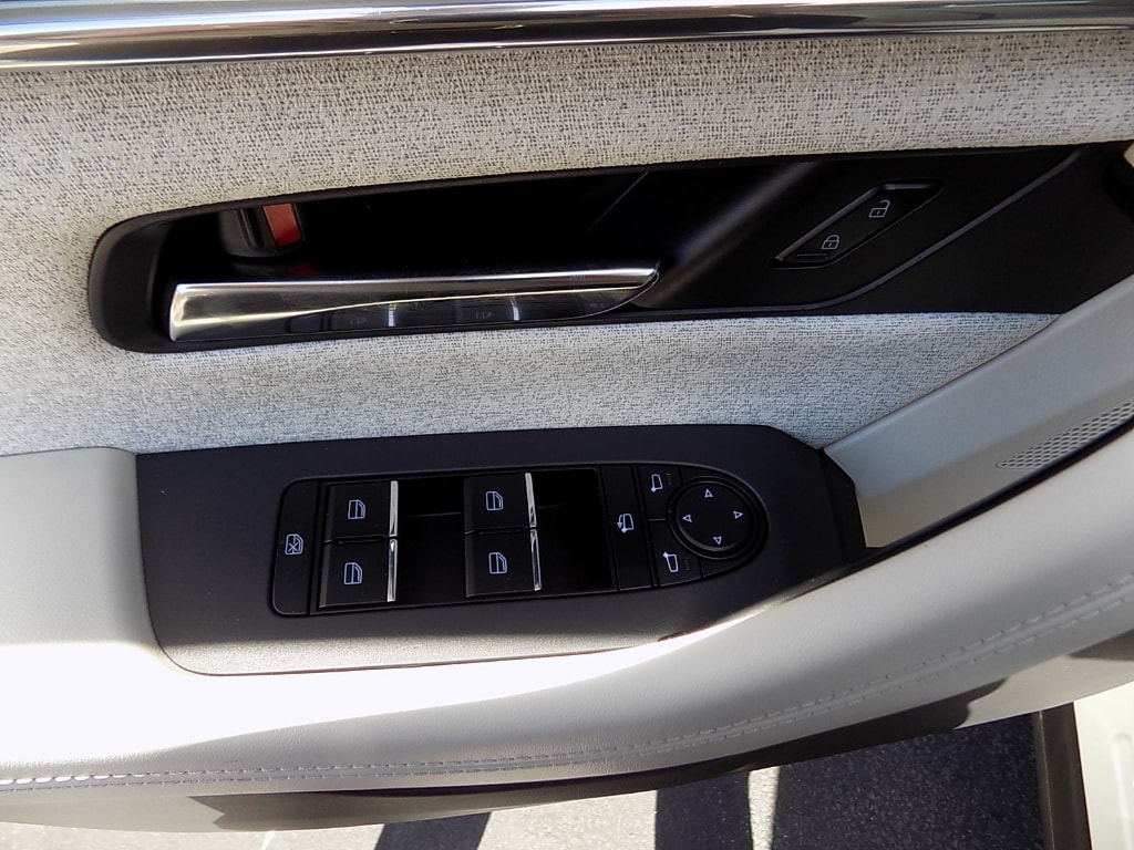 2025 Mazda CX-90 Premium Plus Package - Photo 23