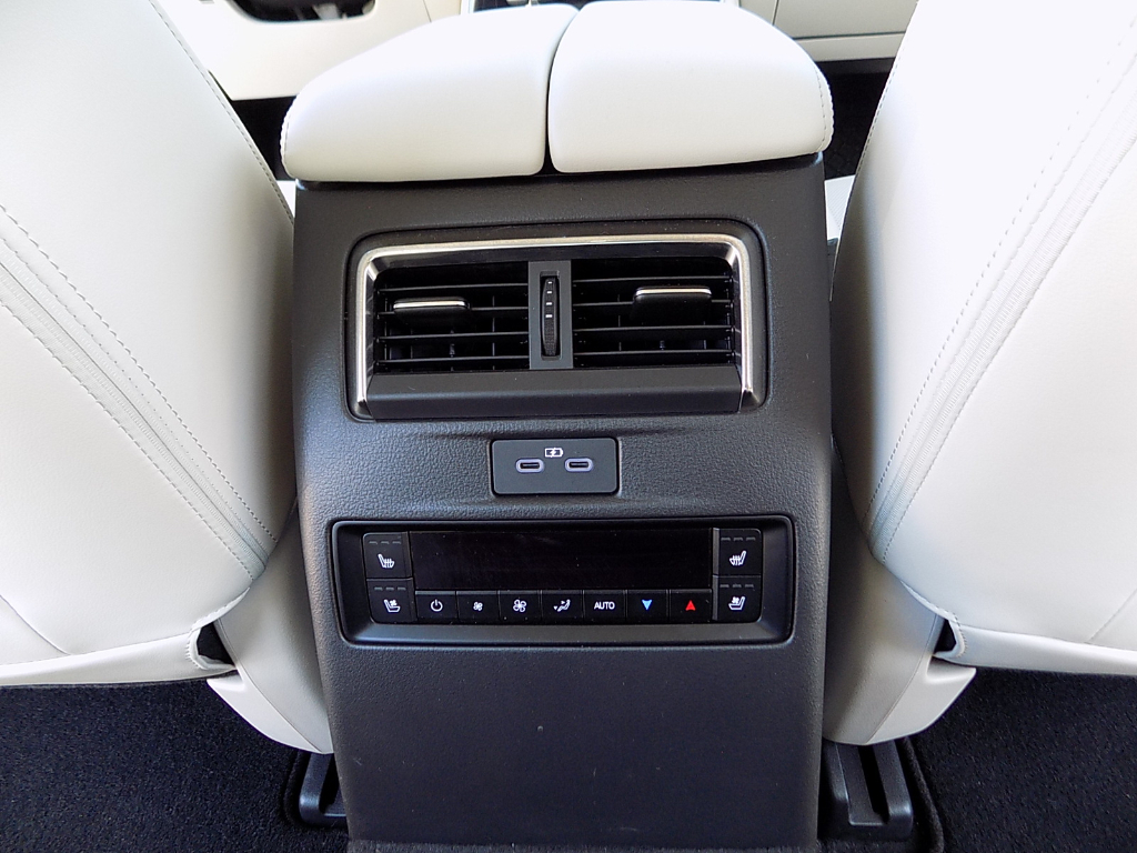 2025 Mazda CX-90 Premium Plus Package - Photo 19