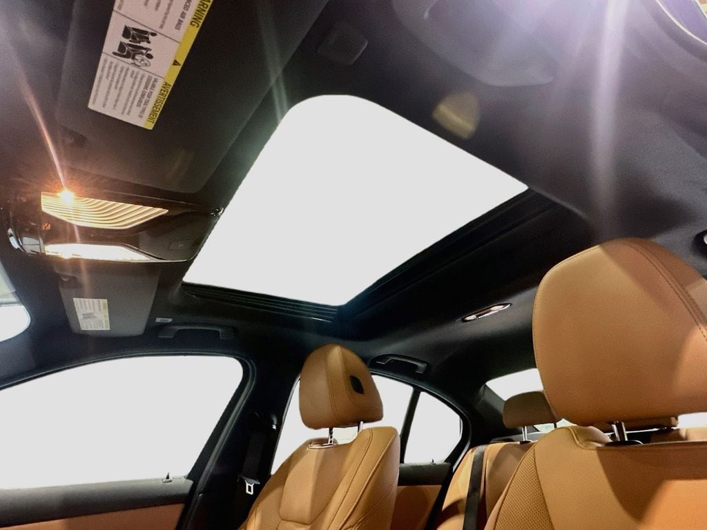 2026 BMW 3 Series 330i - Photo 23