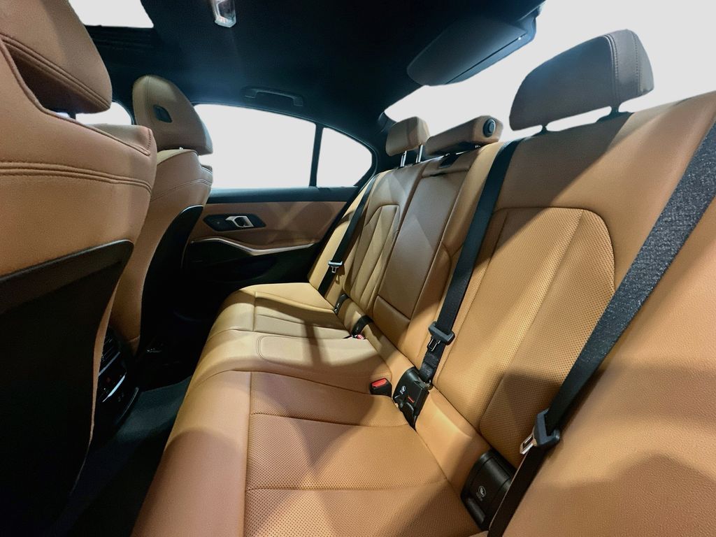 2026 BMW 3 Series 330i - Photo 26