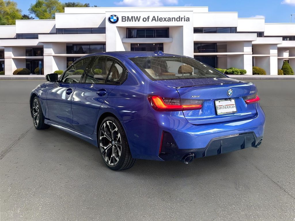 2026 BMW 3 Series 330i - Photo 7