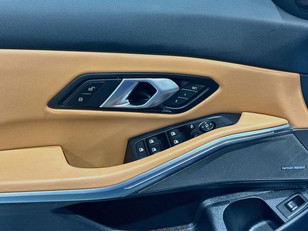 2026 BMW 3 Series 330i - Photo 18