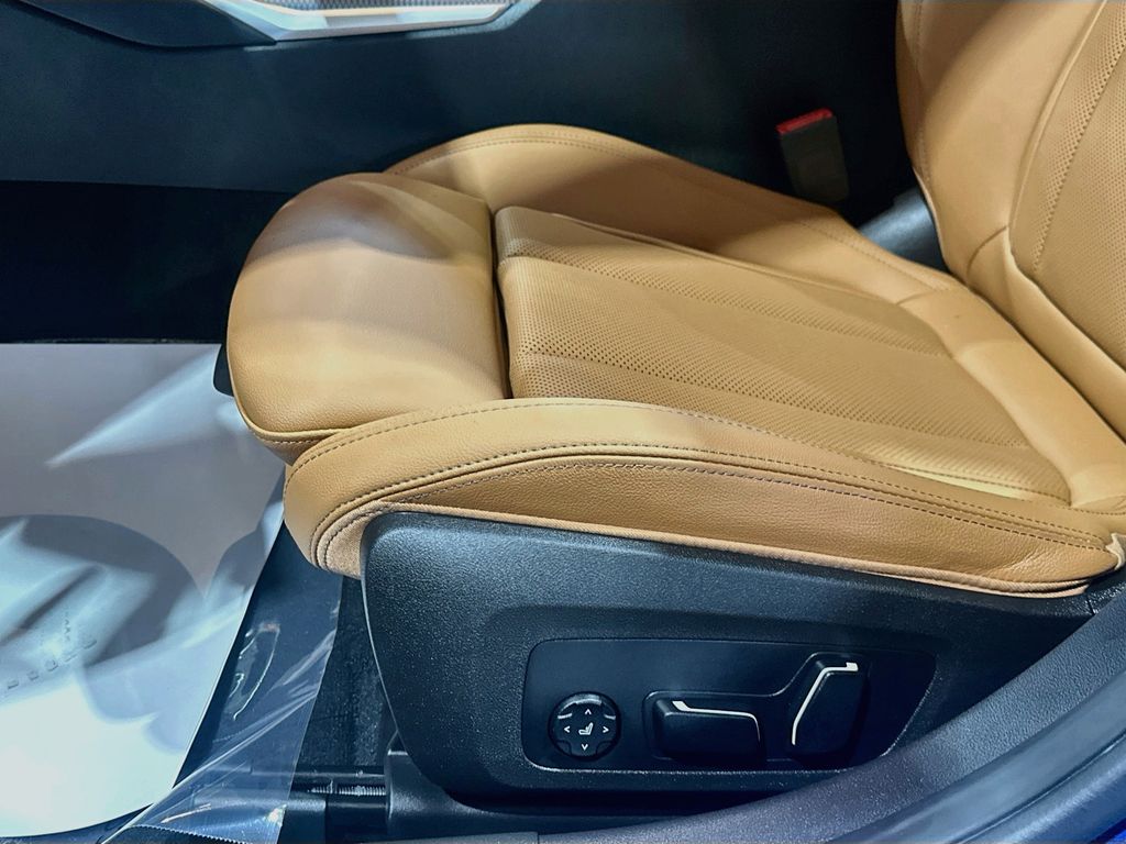 2026 BMW 3 Series 330i - Photo 20