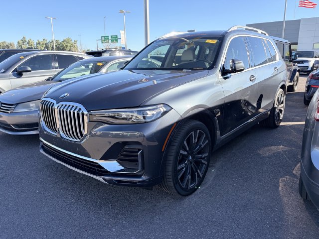 2022 BMW X7