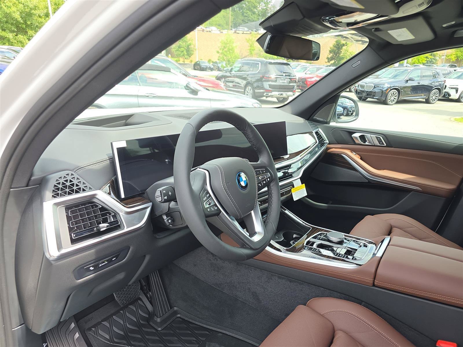2026 BMW X5 50e - Photo 24