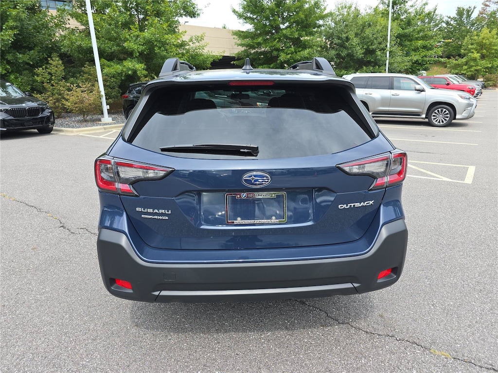 Used 2024 Subaru Outback Premium SUV