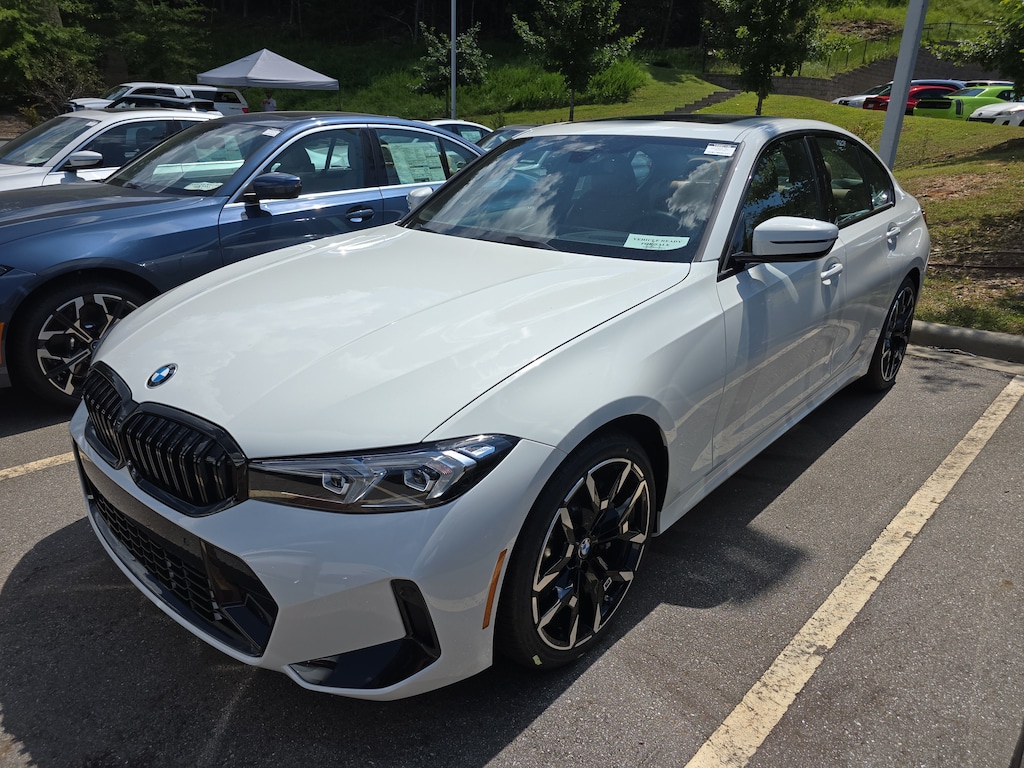 New 2026 BMW 330i Sedan
