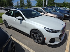 2027 BMW 550e Sedan