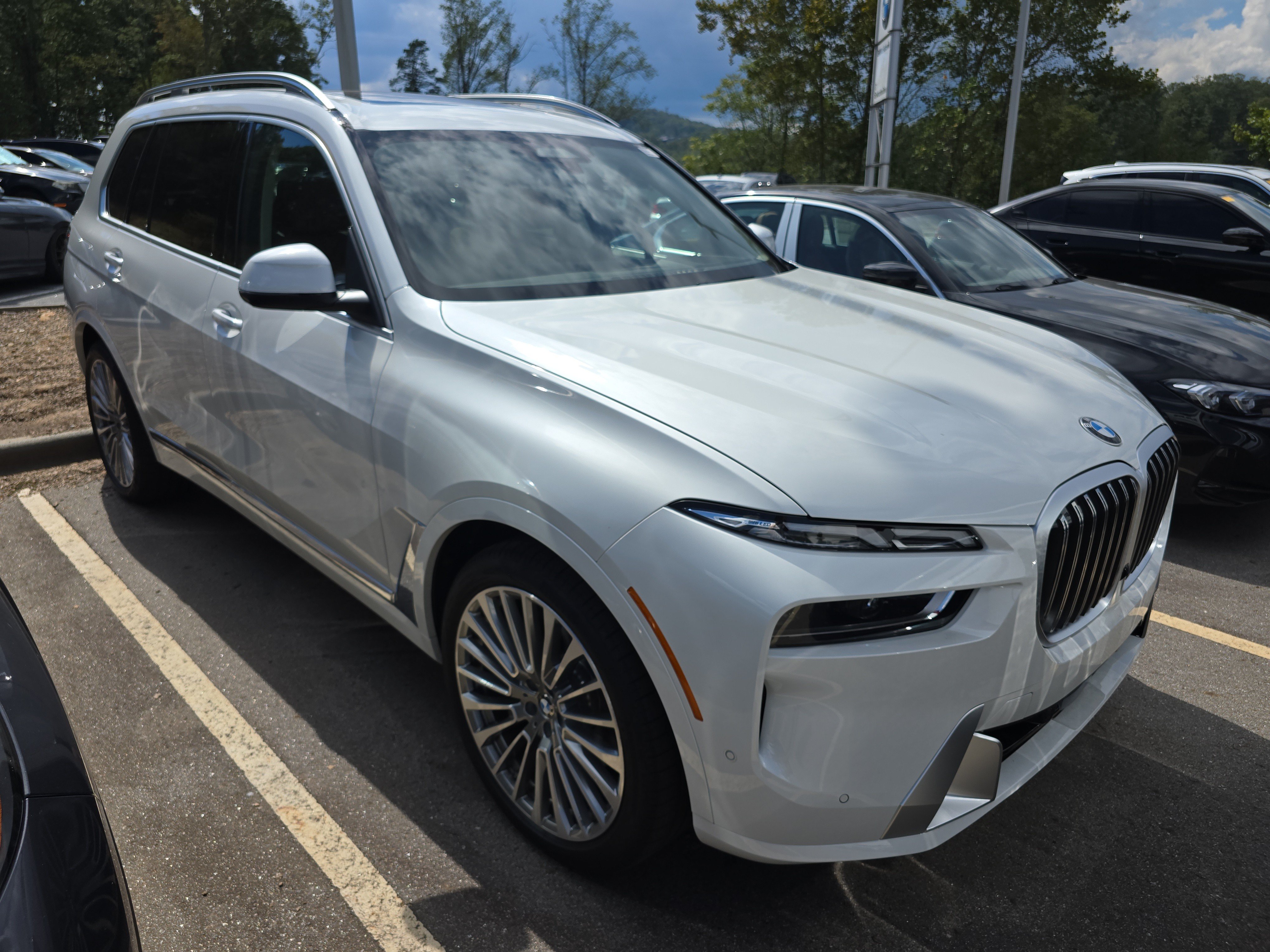 2027 BMW X7 SUV