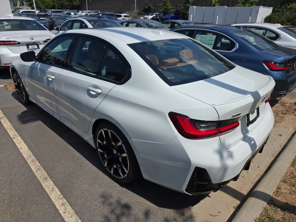 New 2026 BMW 330i Sedan