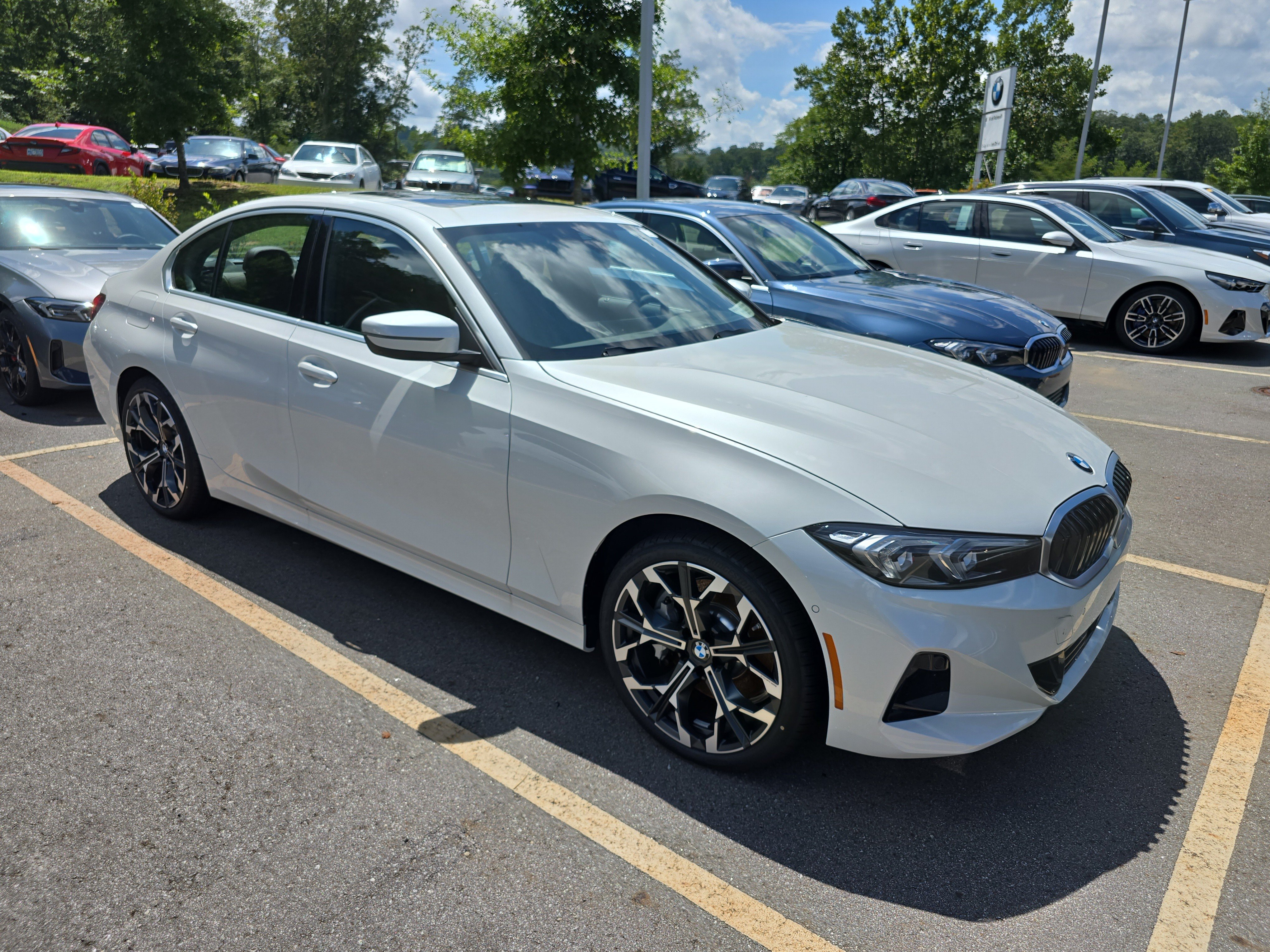  BMW 330i