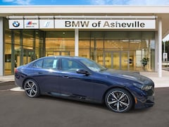 2027 BMW 550e Sedan