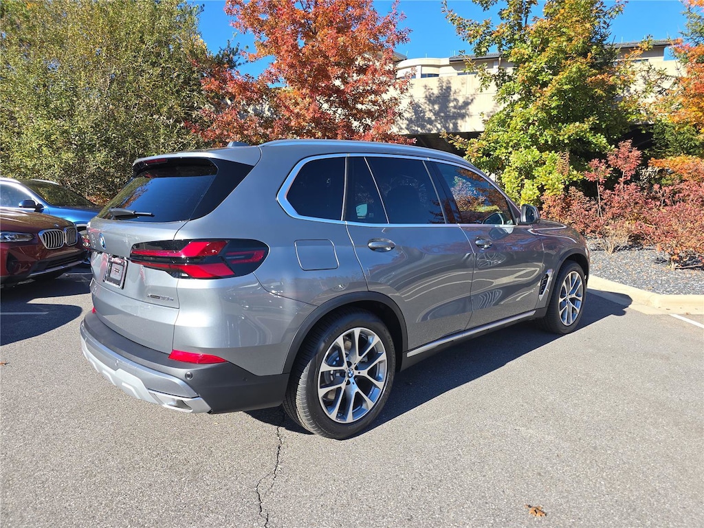 New 2026 BMW X5 PHEV SUV