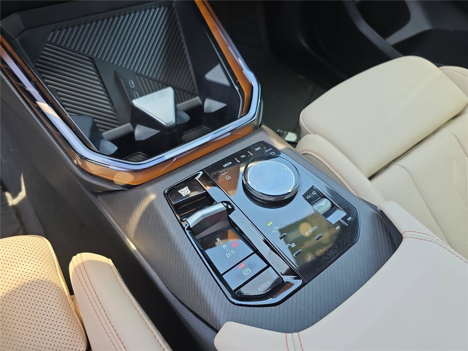 2026 BMW X3 30 - Photo 26