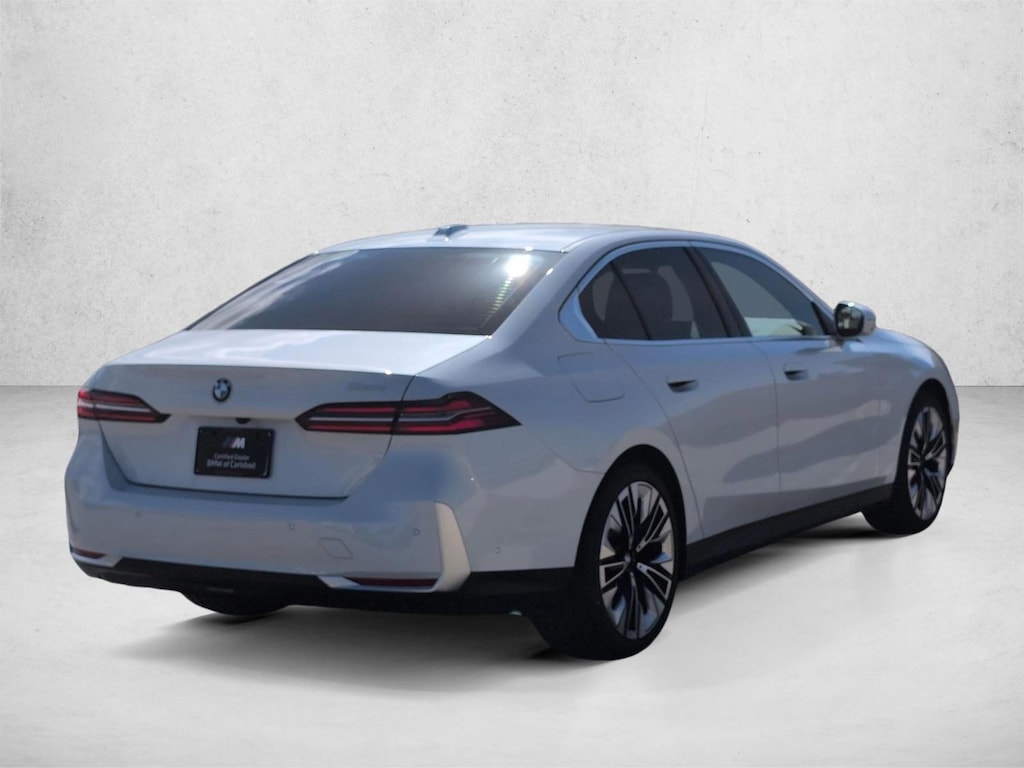 New 2026 BMW 530i Sedan