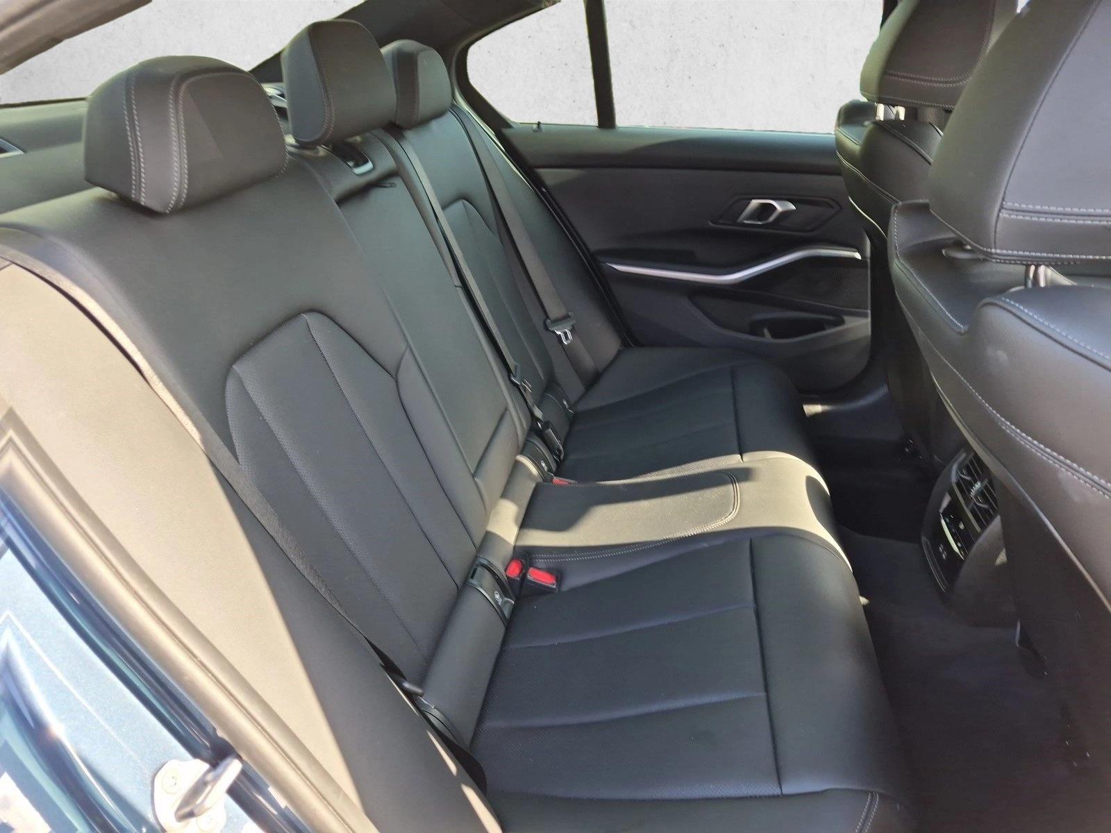 2026 BMW 3 Series 330i - Photo 20