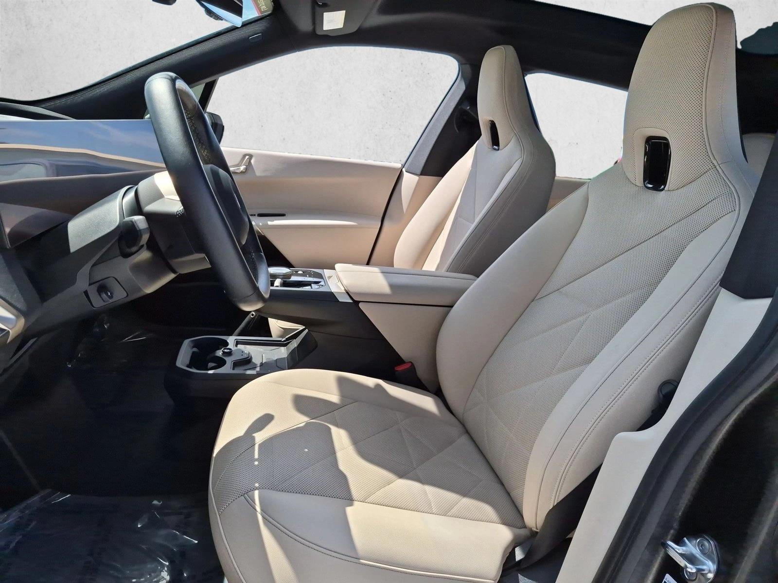 2024 BMW iX Base - Photo 15