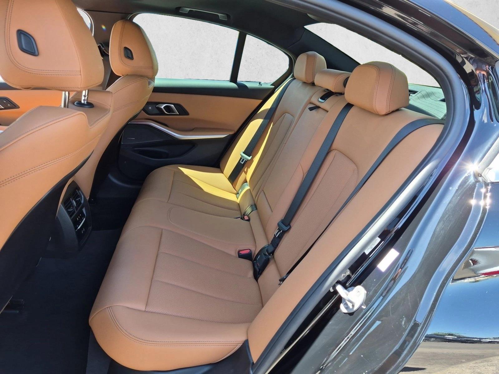 2026 BMW 3 Series 330i - Photo 19