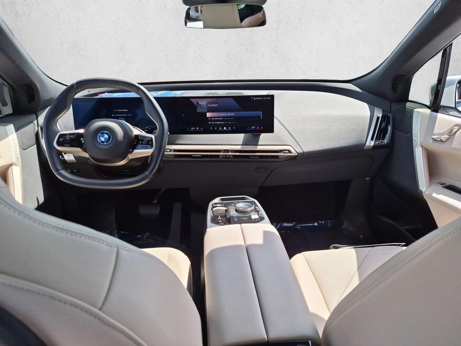 2024 BMW iX Base - Photo 17