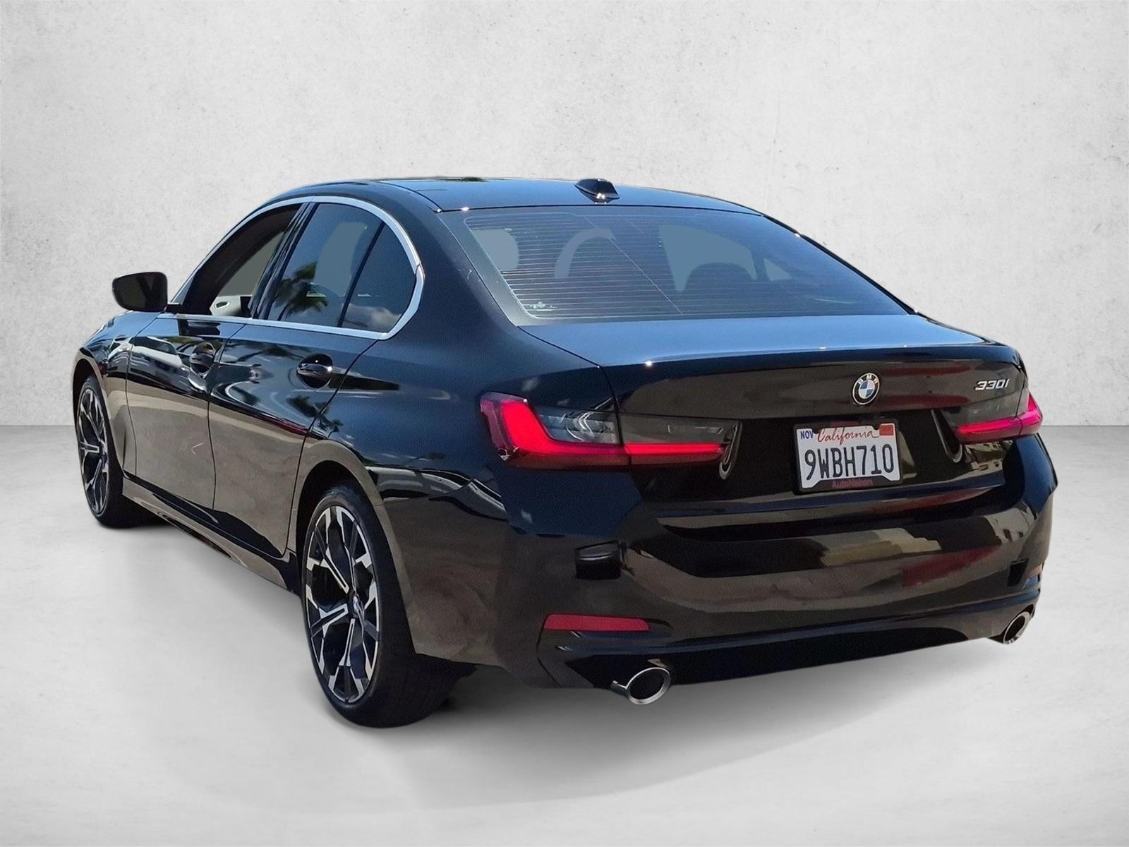2026 BMW 3 Series 330i - Photo 8
