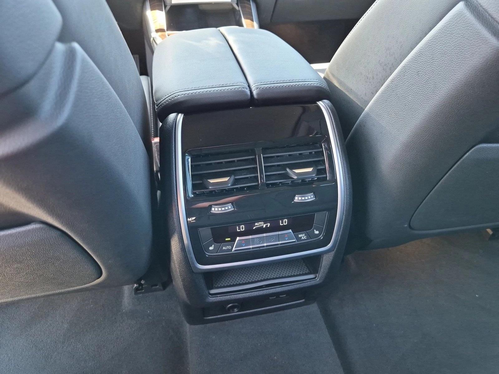 2026 BMW X5 40i - Photo 18