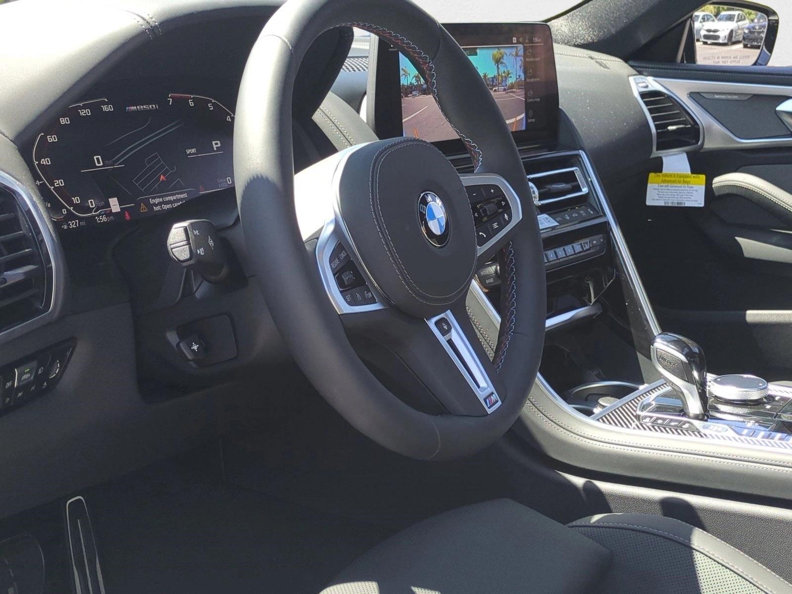 2026 BMW 8 Series M850i - Photo 9