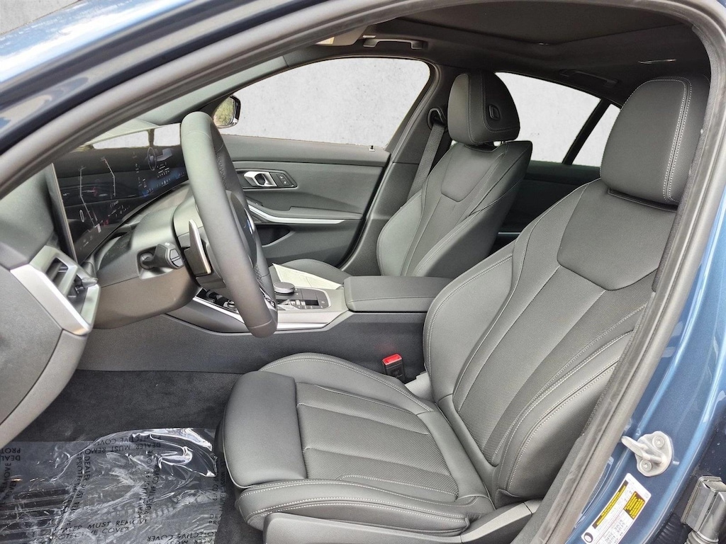 New 2026 BMW 330i Sedan