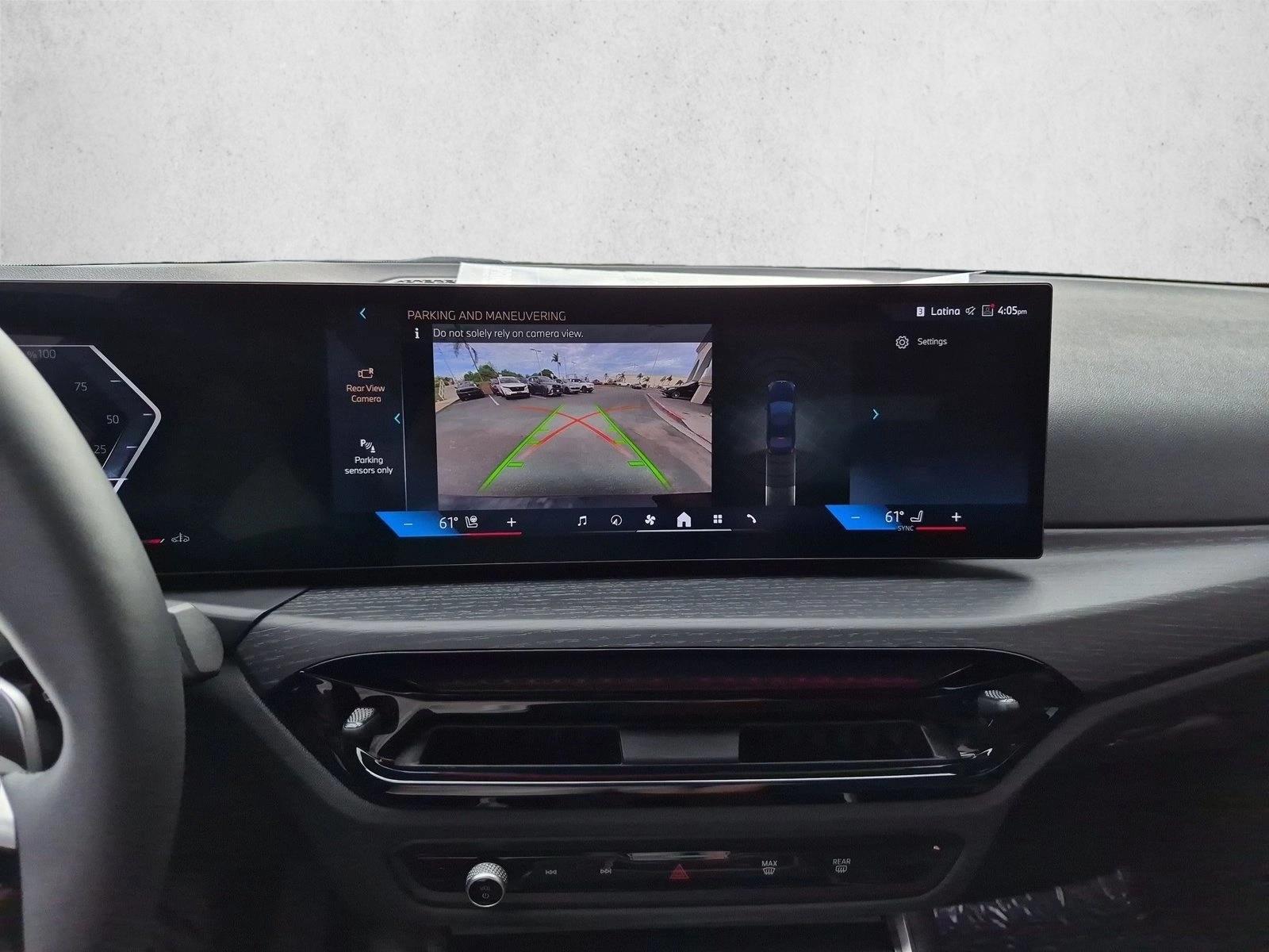 2026 BMW 3 Series 330i - Photo 14