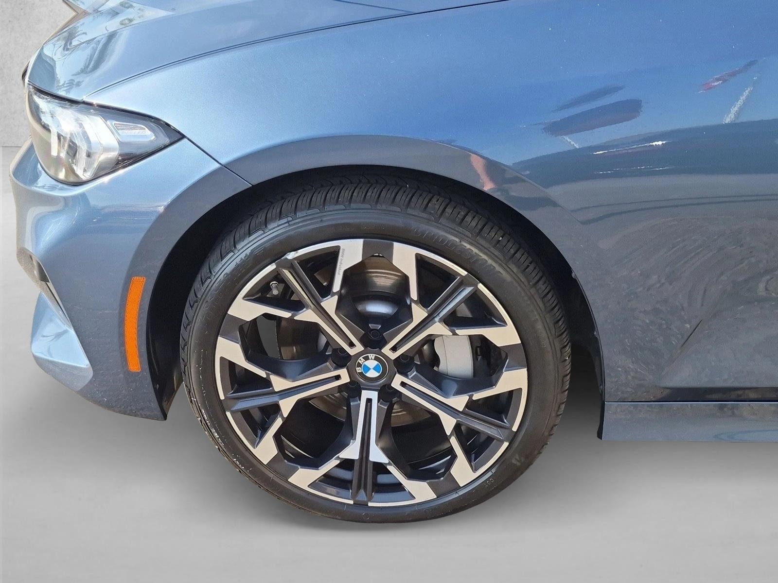 2026 BMW 3 Series 330i - Photo 24