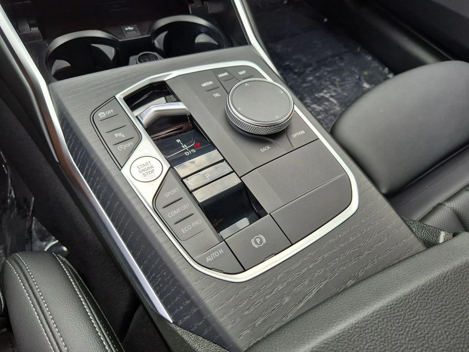2026 BMW 3 Series 330i - Photo 12