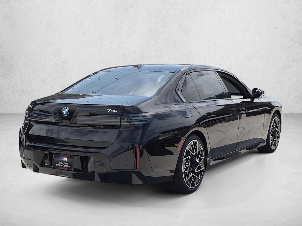 New 2027 BMW 740i Base Sedan