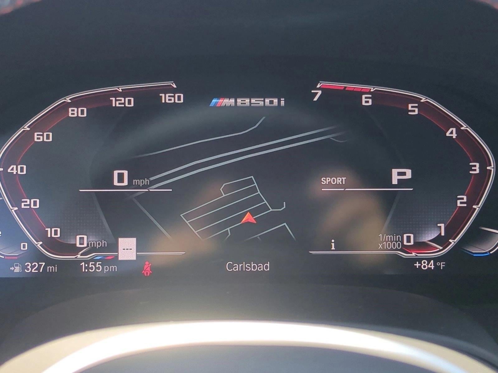 2026 BMW 8 Series M850i - Photo 11