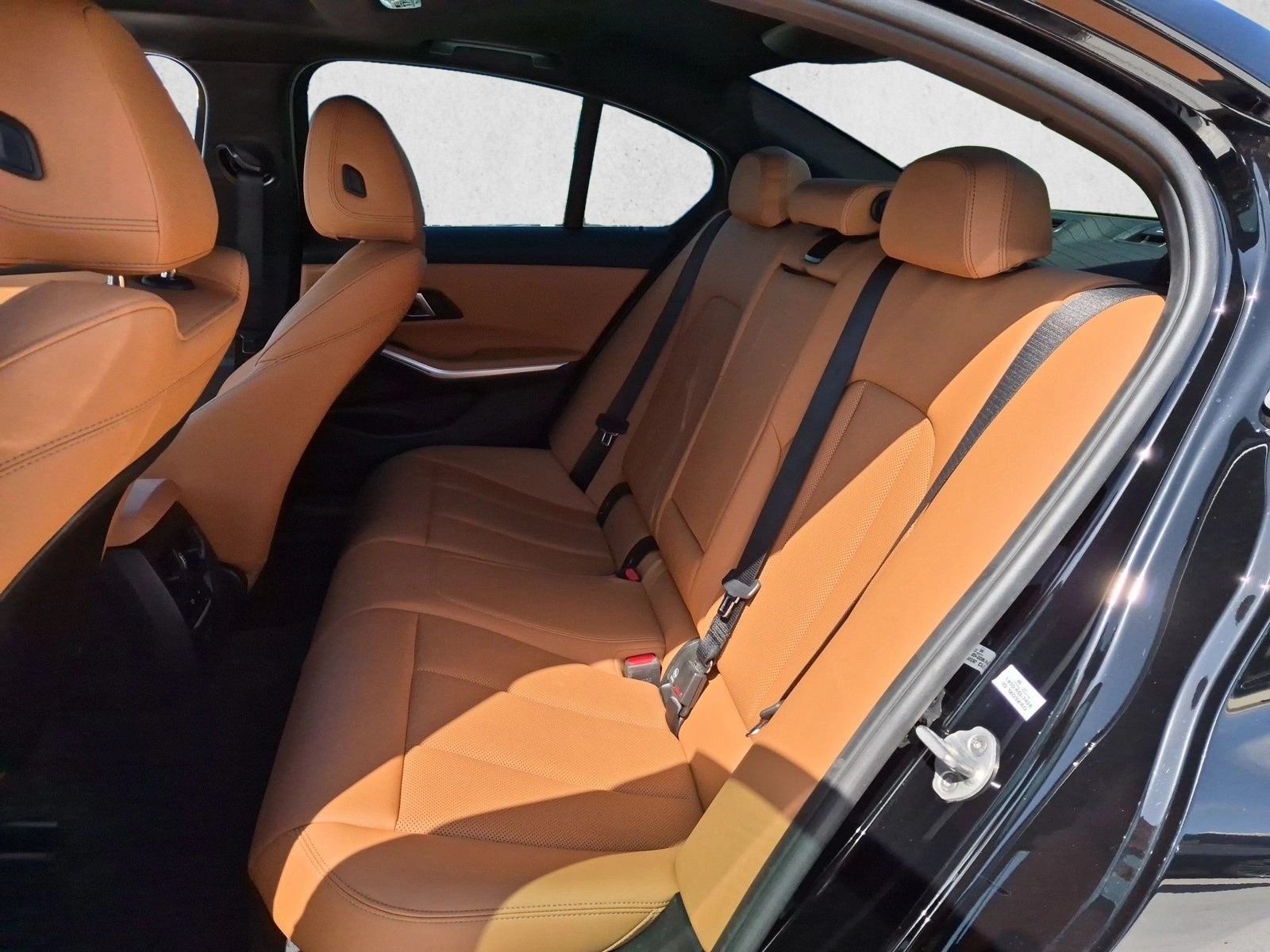 2026 BMW 3 Series 330i - Photo 20