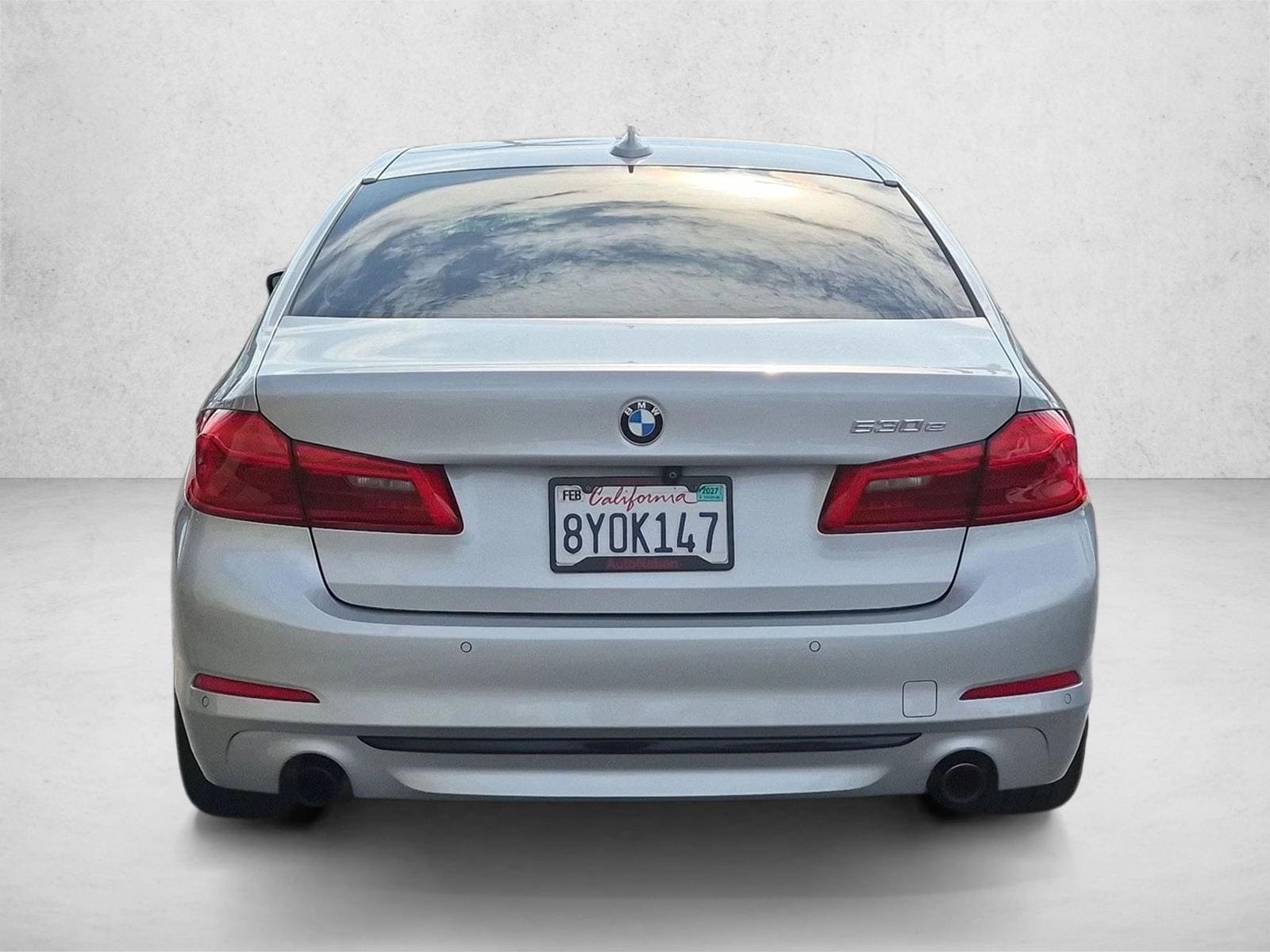 2019 BMW 5 Series 530e - Photo 7