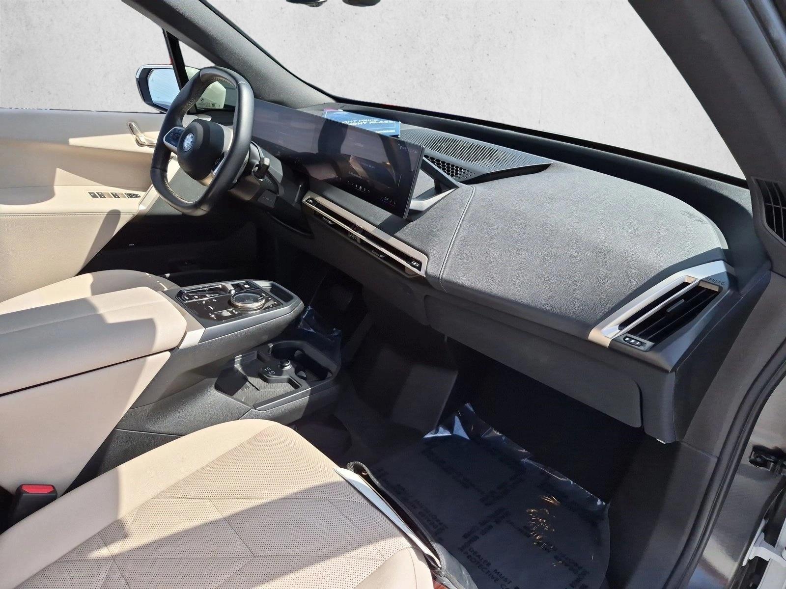 2024 BMW iX Base - Photo 21