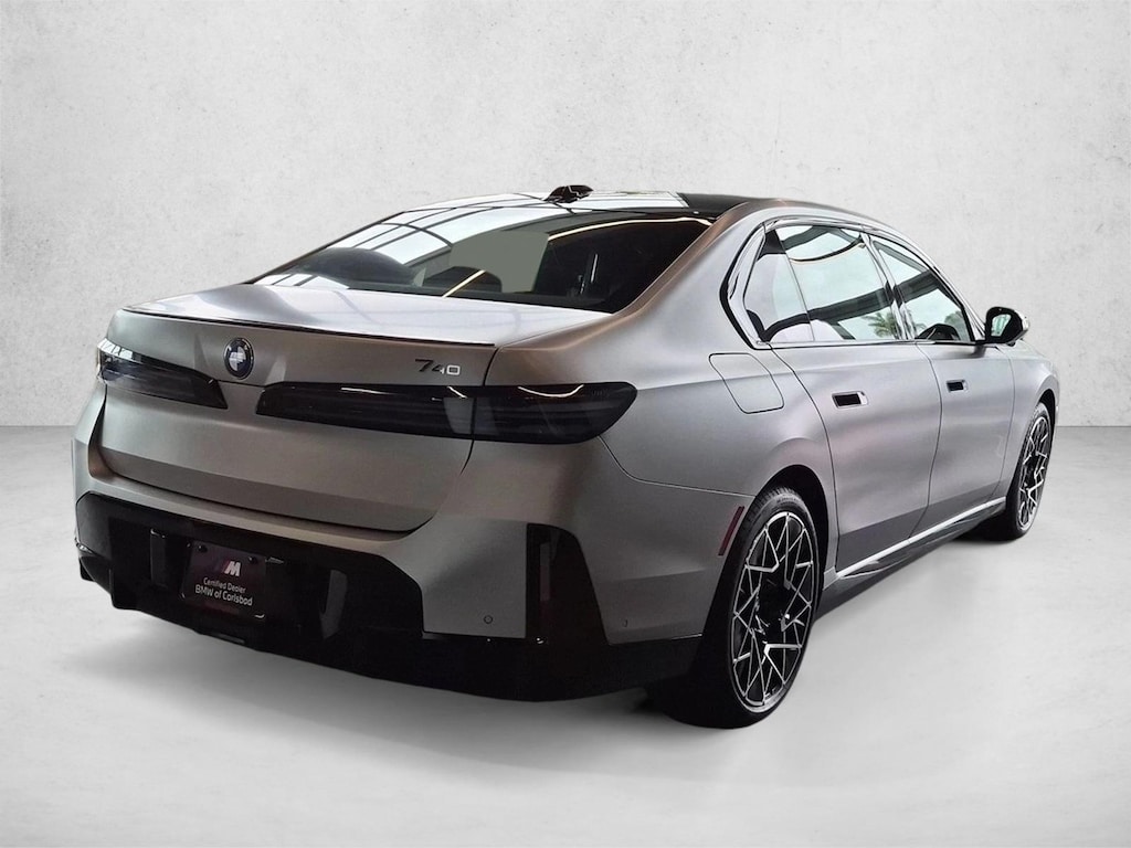 New 2027 BMW 740i Base Sedan