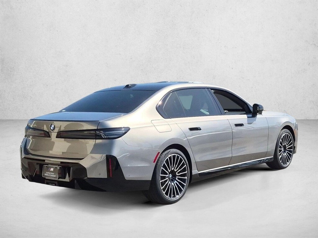 New 2027 BMW 740i Base Sedan
