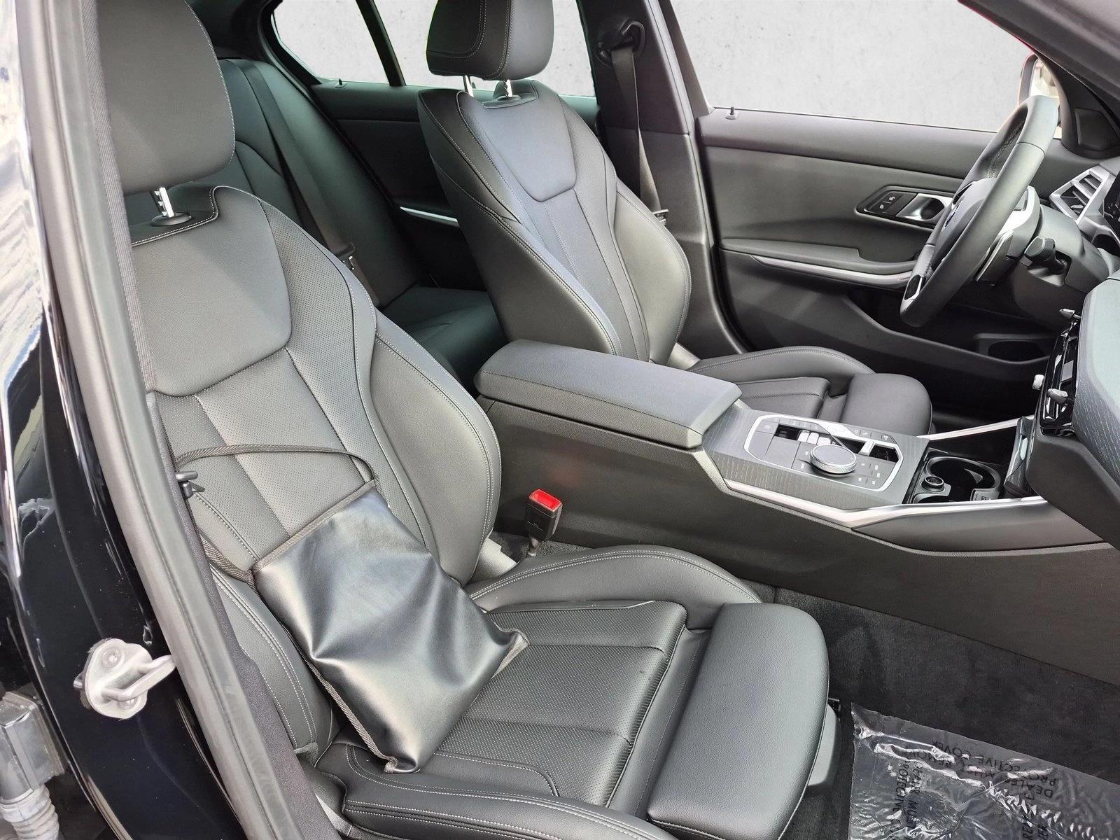 2026 BMW 3 Series 330i - Photo 21